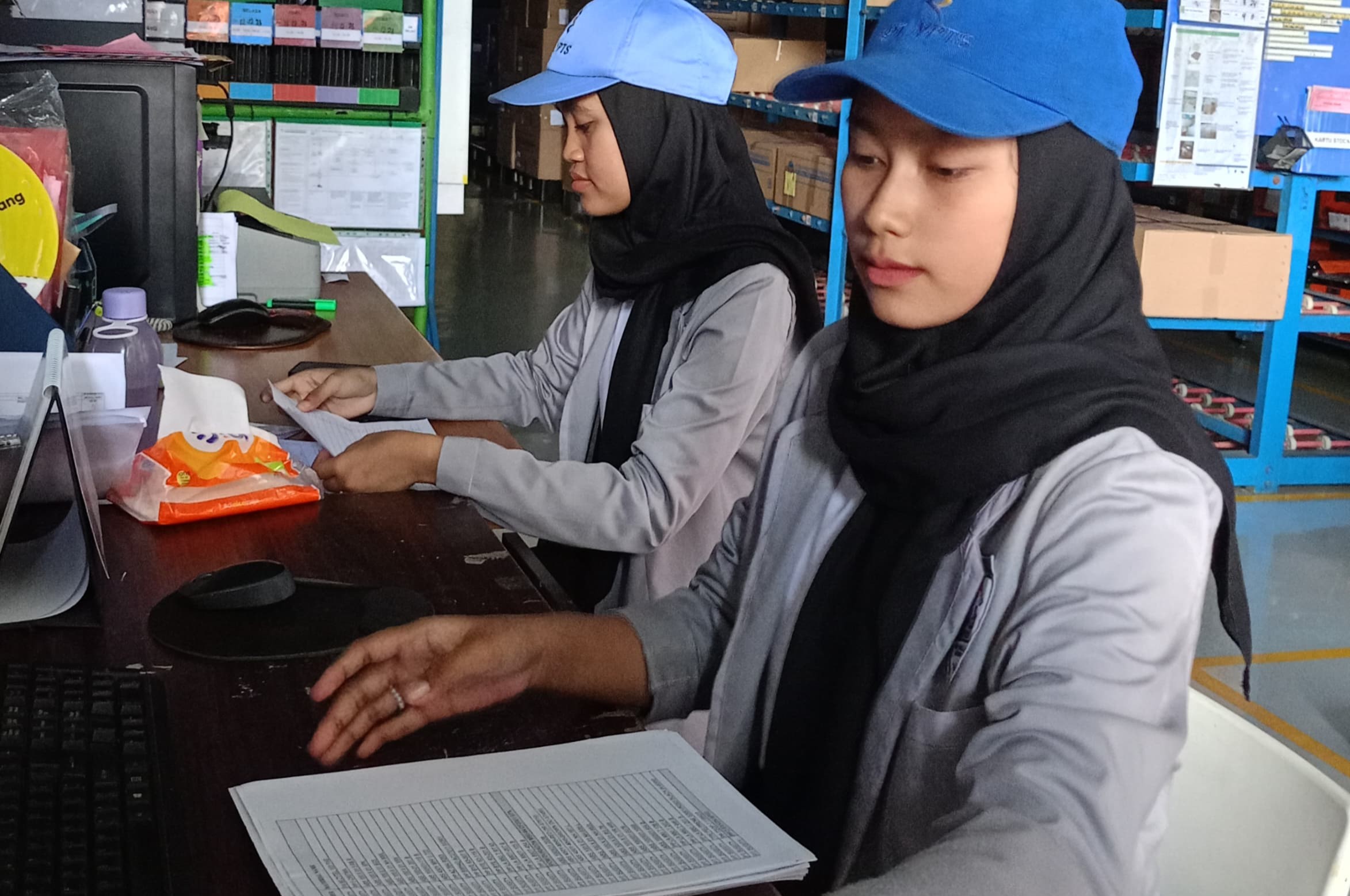 Manajemen Perkantoran dan Layanan Bisnis 4